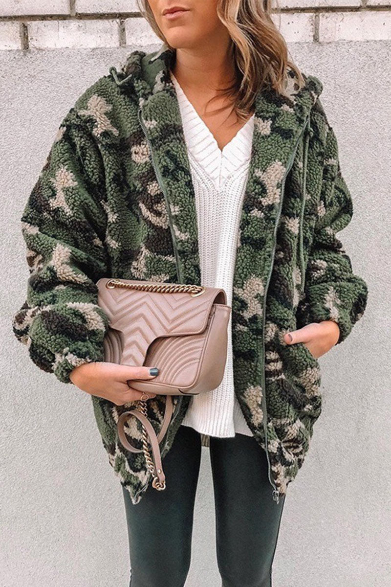 Fashion Casual Camouflage Print Hooded Collar Tops