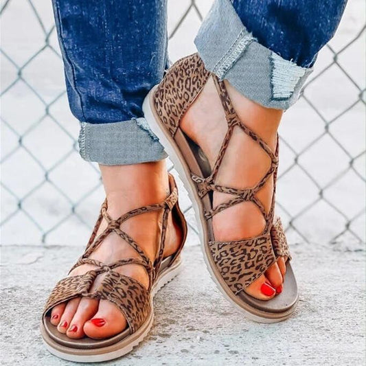 *Leopard Printed Criss-Cross Zipper Flat Sandals - Veooy
