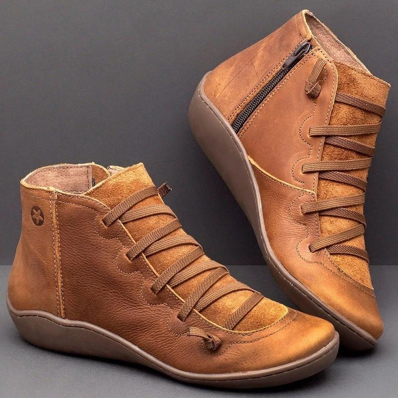 Flat Heel Boots - Veooy