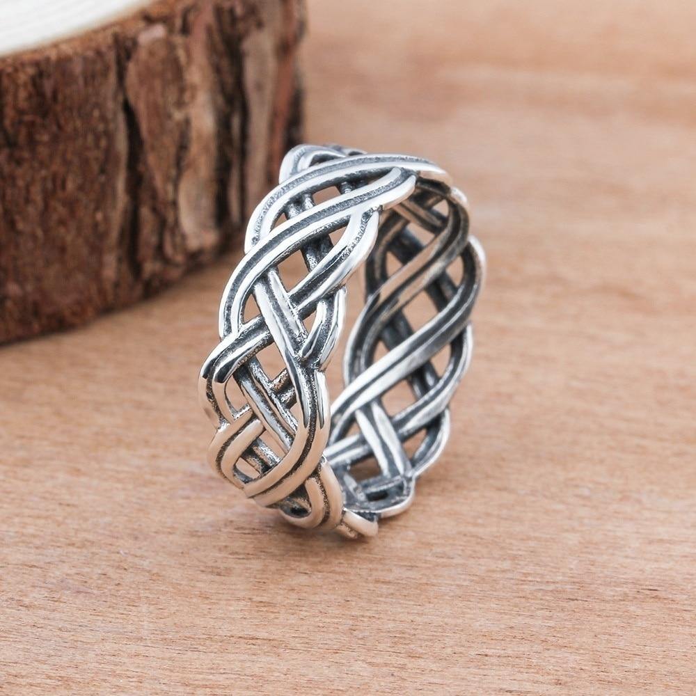 Celtic Knotwork Ring - Veooy