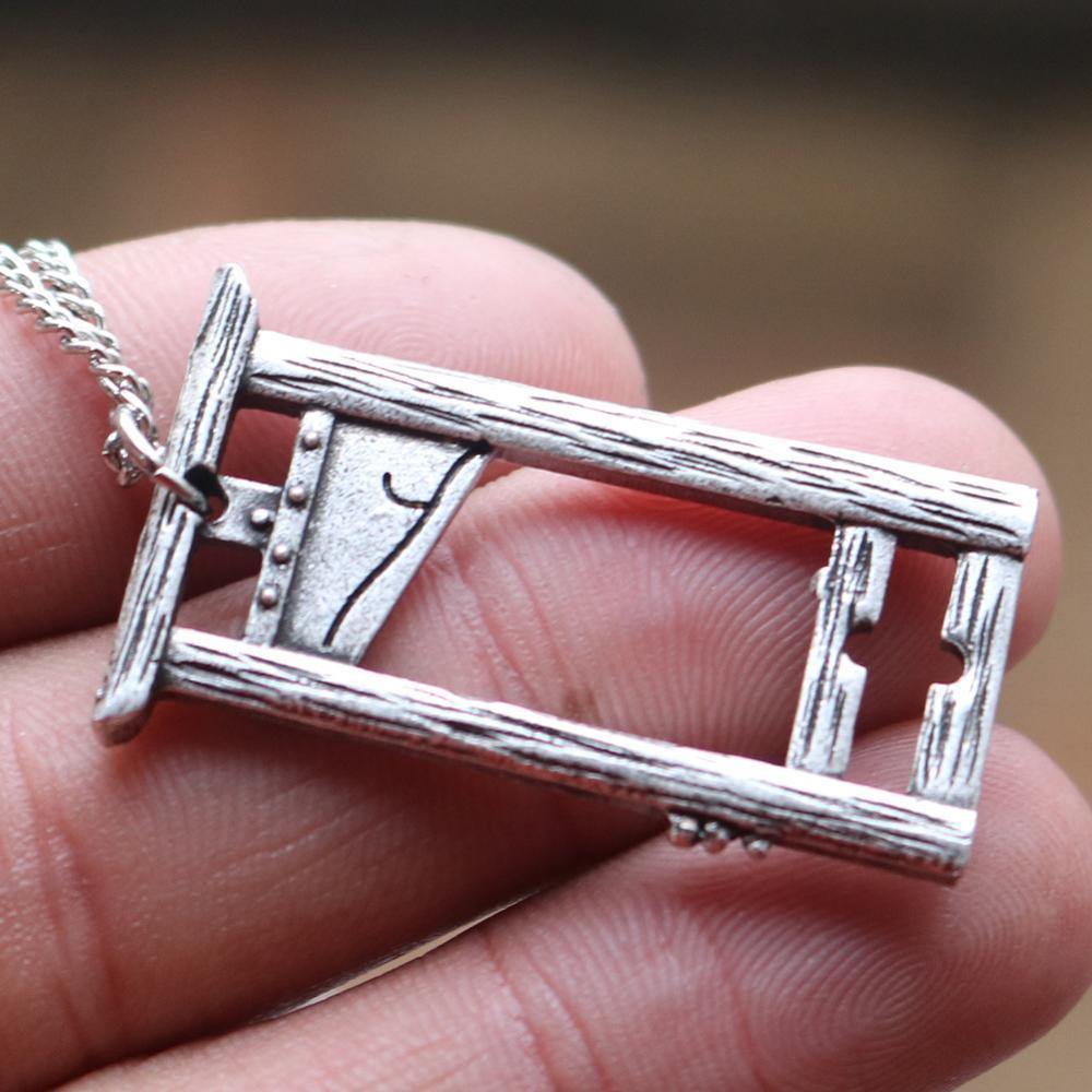 The Guillotine Necklace