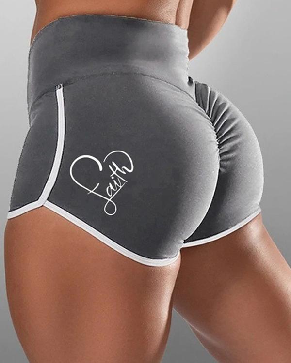 Heart Print Contrast Binding Yoga Shorts - Veooy