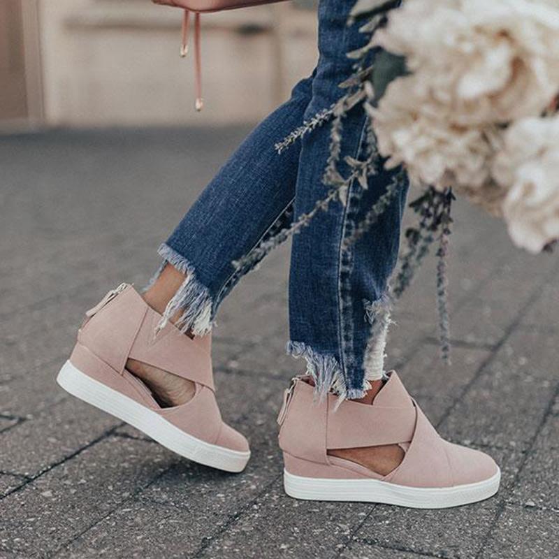 *Comfortable Faux Leather Wedge Sandals - Veooy