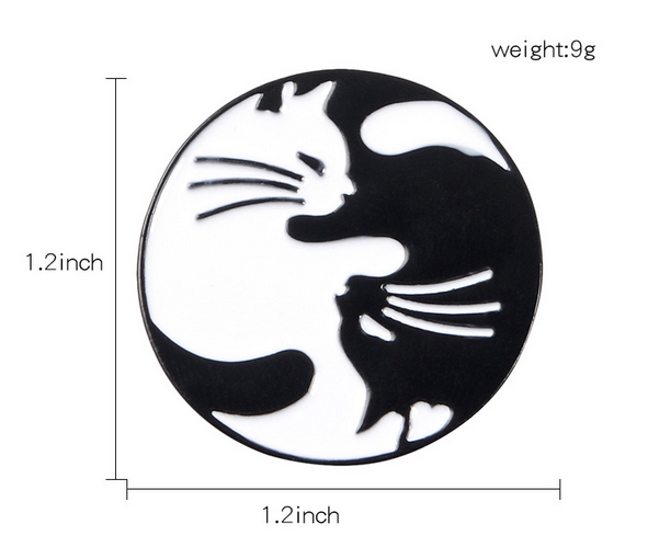 Cute black cat  White cat eight-diagram-shaped appetizer brooch #YYL-754 - Veooy