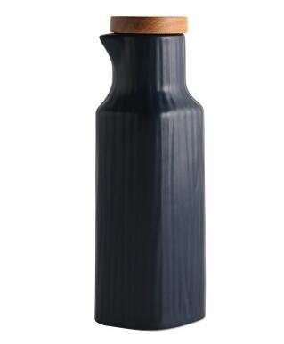 Anette - Matte Ceramic Oil Bottle - Veooy