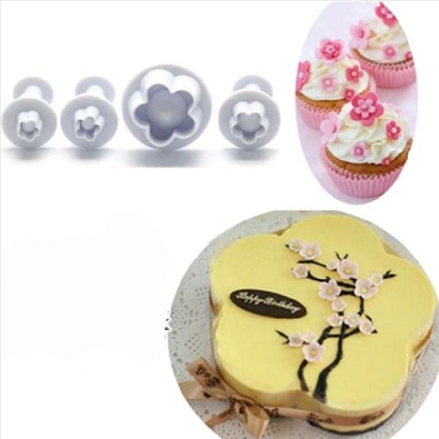4 Piece Set - Plum Flower Shape Pastry Decorating Tools - Veooy